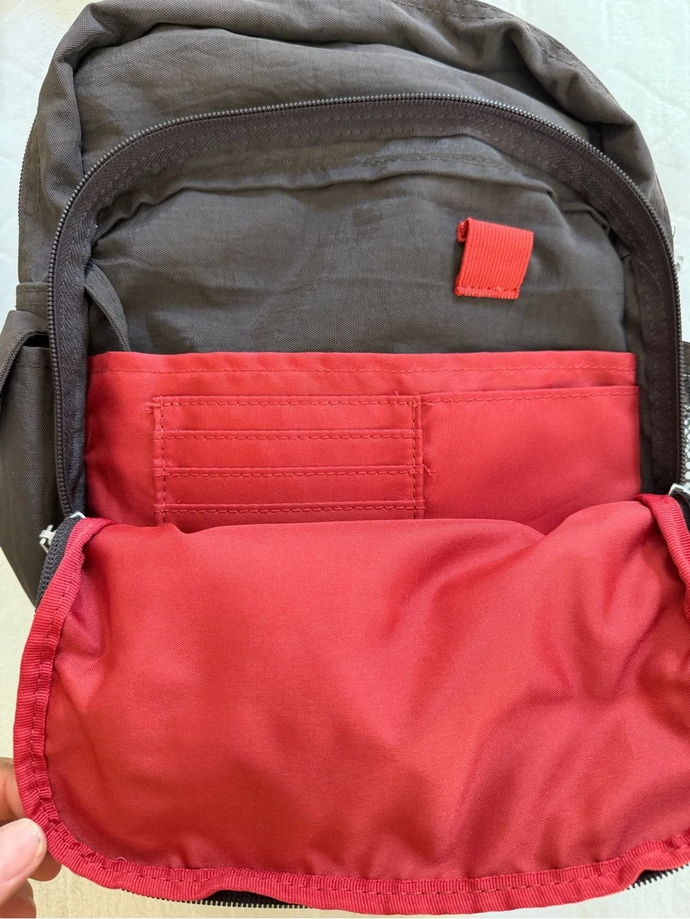 Baggallini sling crossbody travel bag - Picture 10 of 14